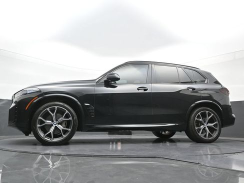Used 2024 BMW X5 xDrive40i w/ M Sport Package AWD/4WD image 25