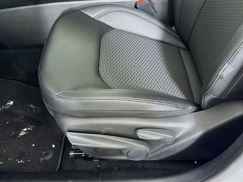 New 2026 Jeep Compass Latitude image 18