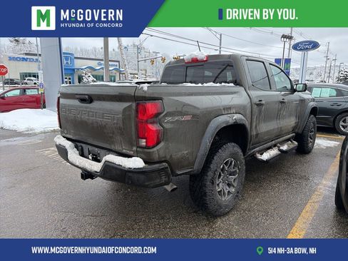 Used 2024 Chevrolet Colorado ZR2 w/ ZR2 Convenience Package III image 4