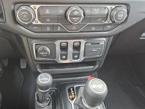 New 2026 Jeep Wrangler Sport AWD/4WD image 17