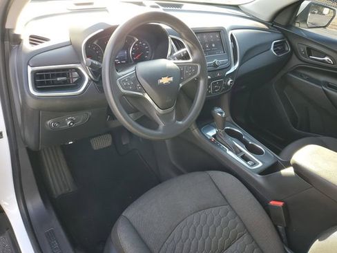 Used 2020 Chevrolet Equinox LT image 18