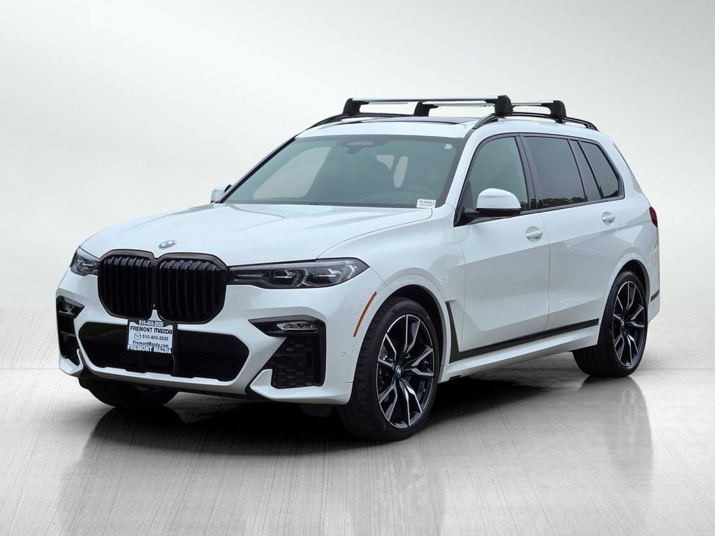 Used 2021 BMW X7 xDrive40i w/ M Sport Package AWD/4WD image 8