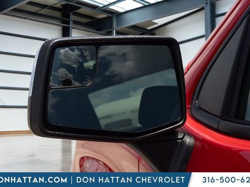 Used 2022 Chevrolet Silverado 1500 LT AWD/4WD image 26