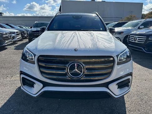 New 2026 Mercedes-Benz GLS 580 4MATIC image 2
