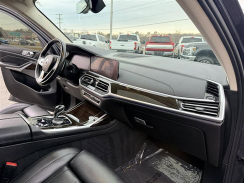 Used 2020 BMW X7 xDrive40i w/ Parking Assistance Package image 12