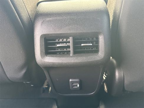 Used 2020 Chevrolet Equinox LS w/ LPO, Floor Liner Package image 25