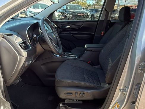 Used 2022 Chevrolet Equinox LT image 7