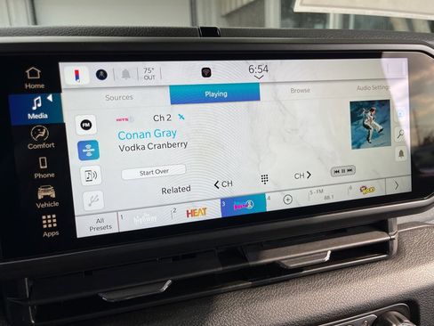 New 2026 Jeep Gladiator Sport image 34