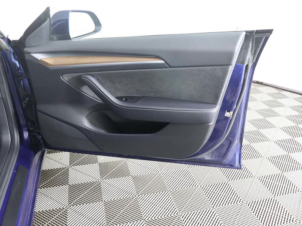 Used 2022 Tesla Model 3 RWD image 28
