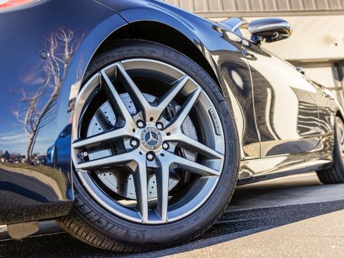 Used 2018 Mercedes-Benz S 560 Cabriolet image 3