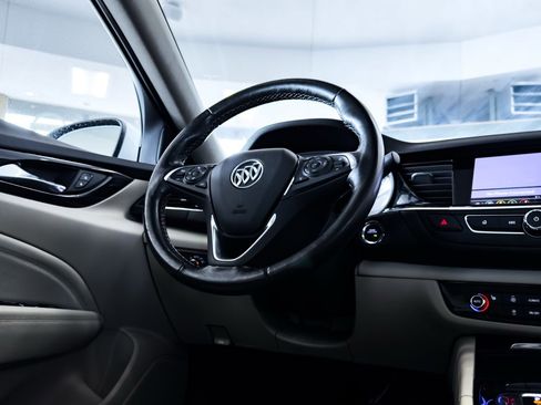 Used 2019 Buick Regal Essence w/ Driver Confidence Package I image 35