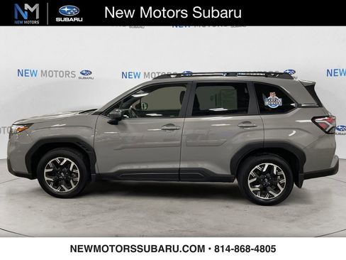 Certified 2025 Subaru Forester Premium image 2