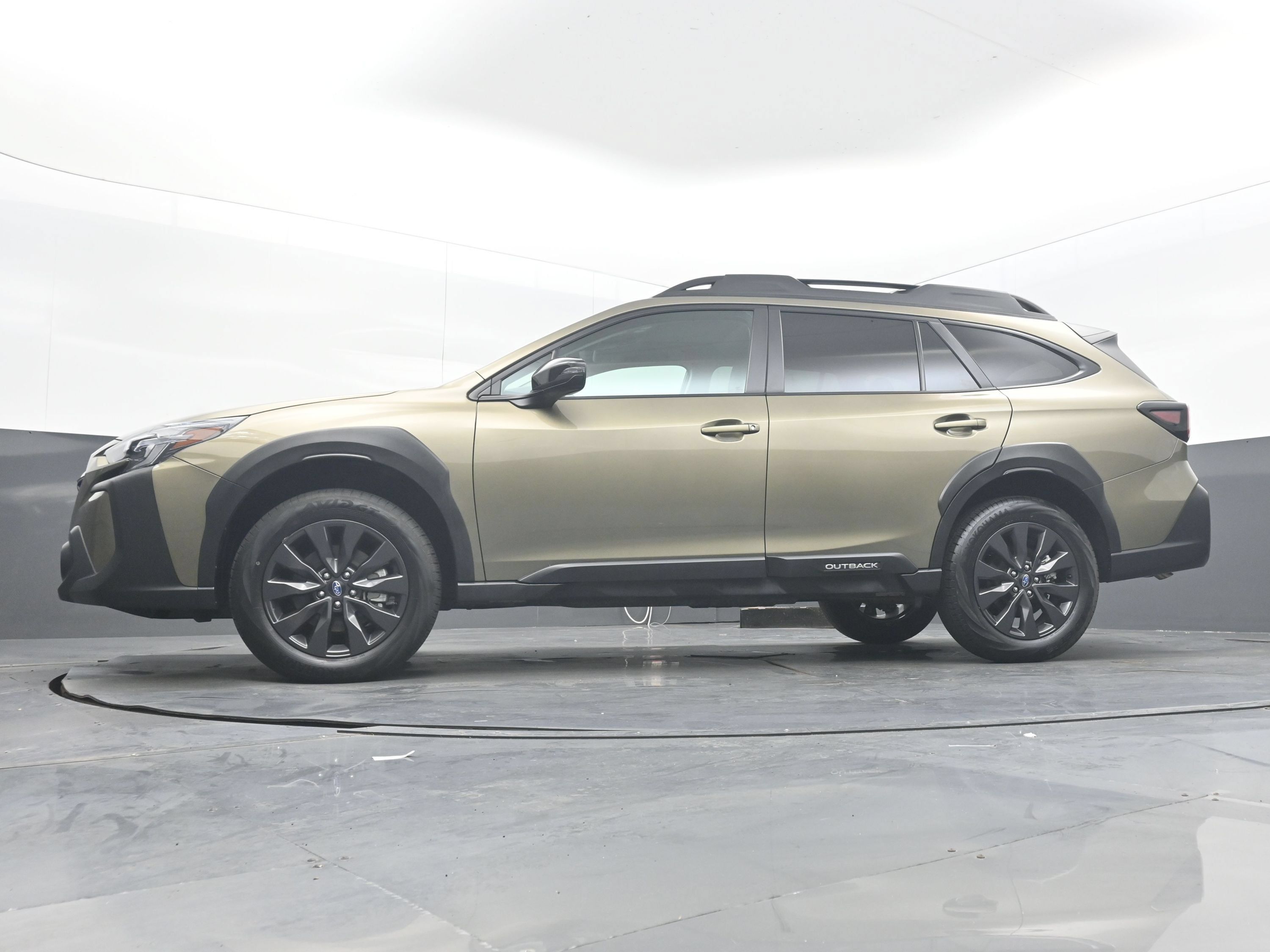 Used 2025 Subaru Outback Onyx Edition AWD/4WD image 27
