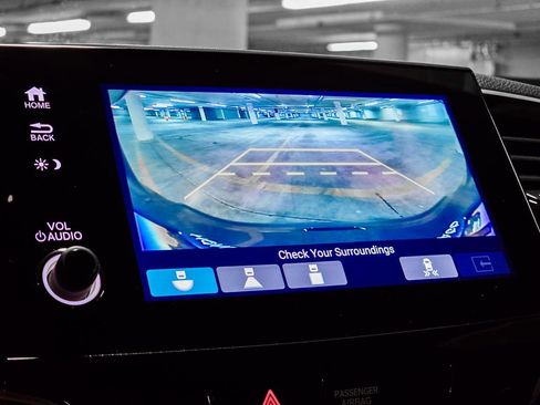 Certified 2023 Honda Passport TrailSport image 31