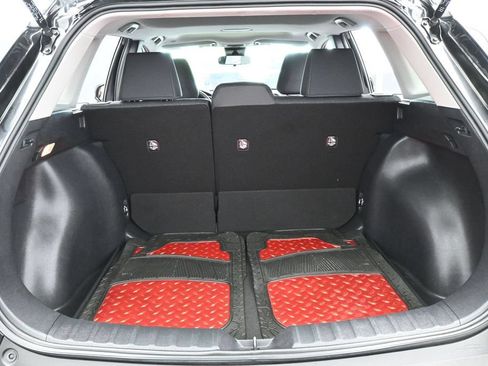 Used 2022 Toyota Corolla Cross LE w/ Moonroof Package FWD image 32