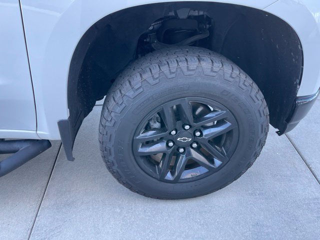 Used 2020 Chevrolet Silverado 1500 LT Trail Boss AWD/4WD image 23