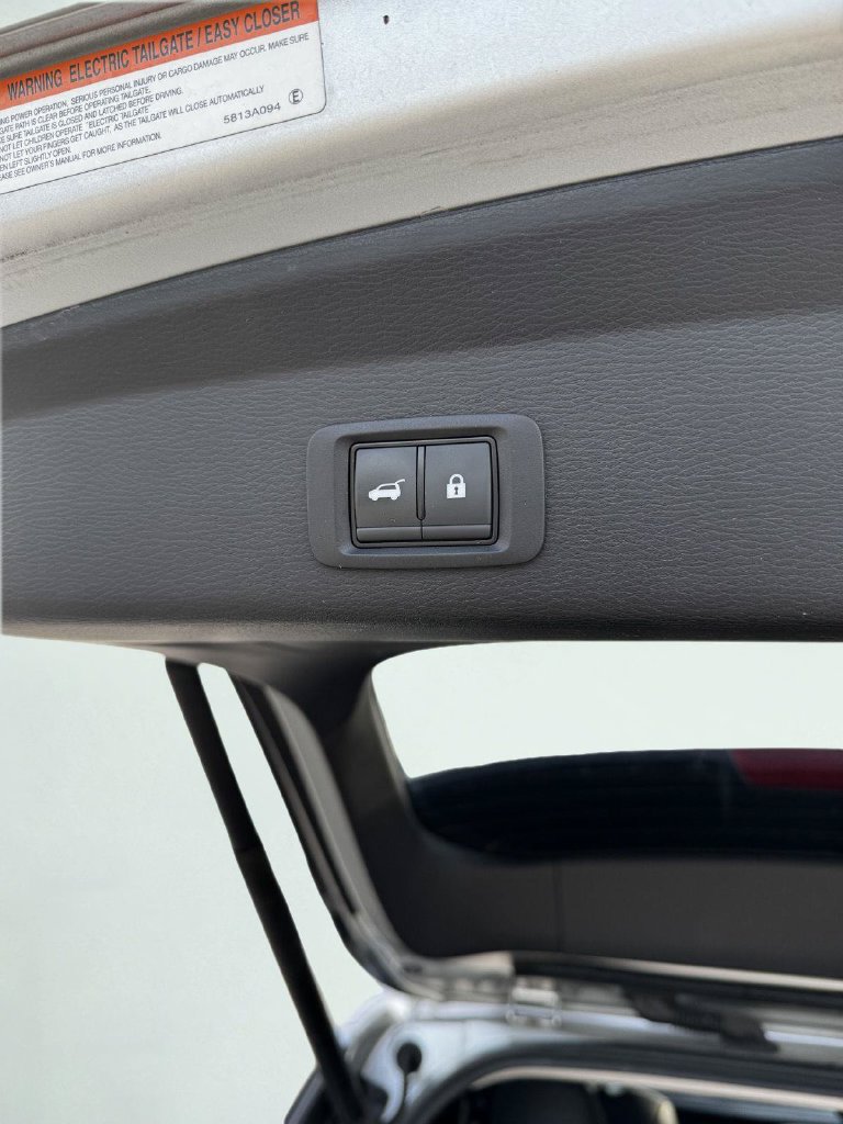 Used 2024 Mitsubishi Outlander SE AWD/4WD image 10