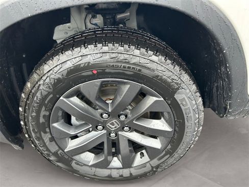 New 2025 Honda Ridgeline Sport image 14