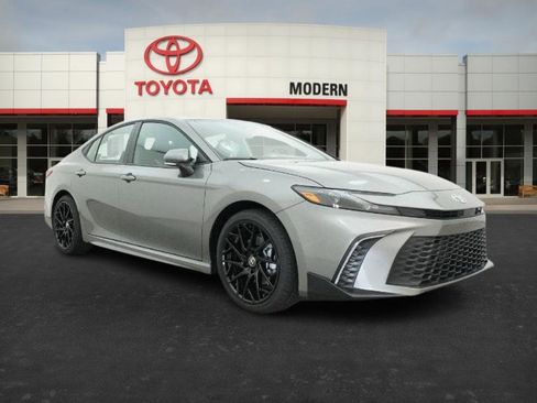 New 2026 Toyota Camry SE image 29