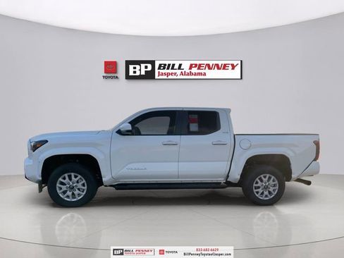 New 2026 Toyota Tacoma SR5 image 2