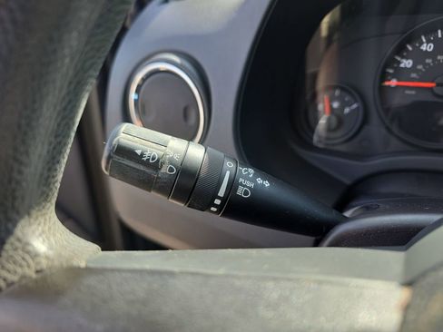 Used 2012 Jeep Compass Sport image 27