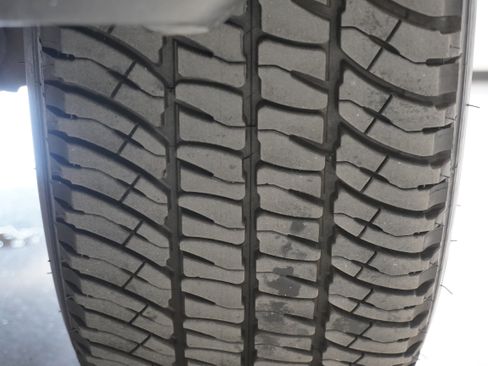 Used 2014 RAM 1500 Express image 20