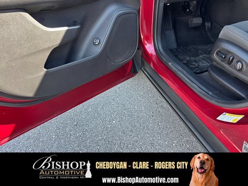 Used 2019 Chevrolet Blazer LT AWD/4WD image 21