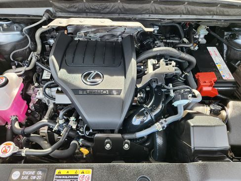 Used 2023 Lexus RX 350 Premium image 40