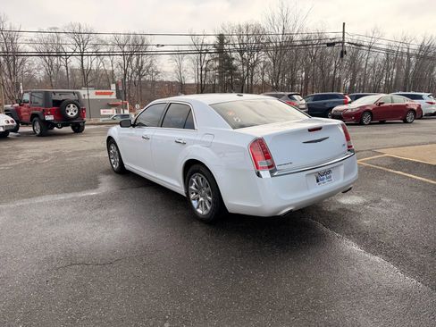 Used 2012 Chrysler 300 Limited image 4