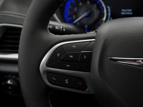 New 2026 Chrysler Pacifica Select image 25