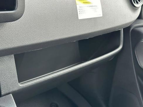 Used 2024 Mercedes-Benz Sprinter 2500 image 32