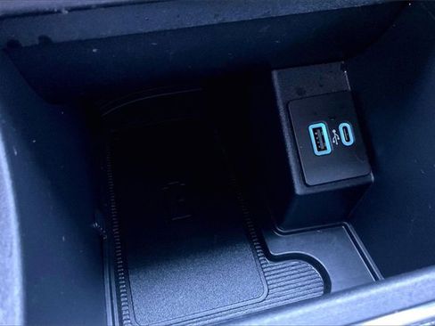 Used 2024 Ford Edge ST-Line image 24