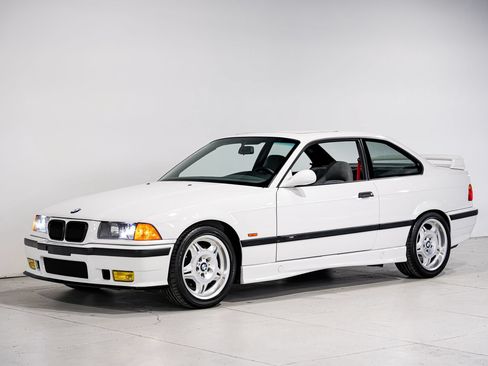 Used 1997 BMW M3 Coupe RWD image 6