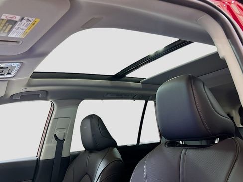 New 2026 Toyota Grand Highlander FWD image 20
