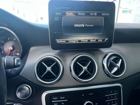 Used 2018 Mercedes-Benz GLA 250 4MATIC image 23