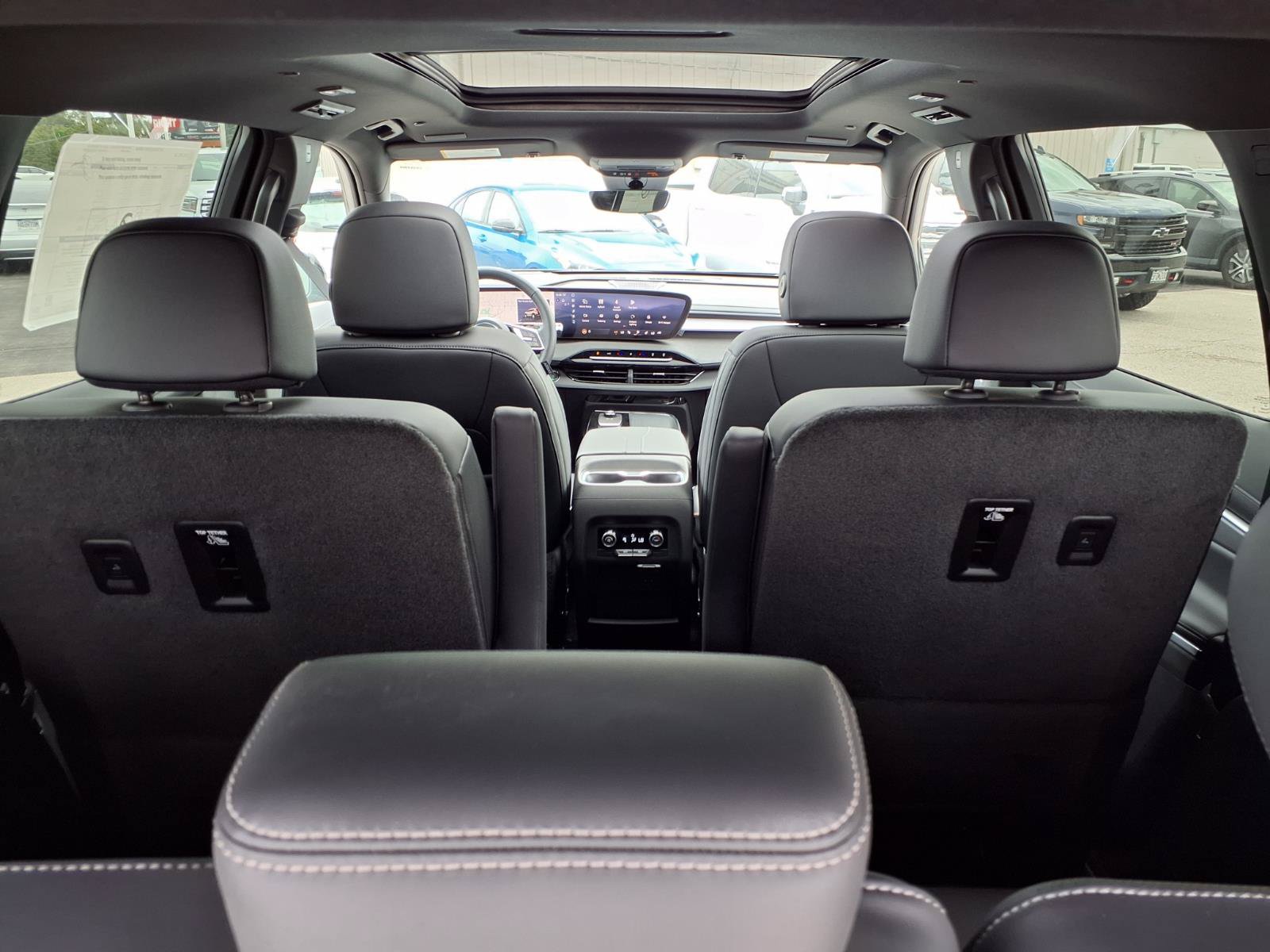 New 2027 Buick Enclave Sport Touring w/ Power Package FWD image 22