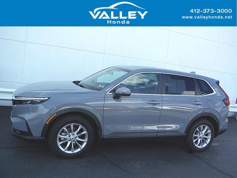 Used 2025 Honda CR-V EX image 2