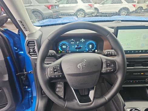 Used 2025 Ford Bronco Sport Outer Banks w/ Outer Banks Tech Package+ image 12