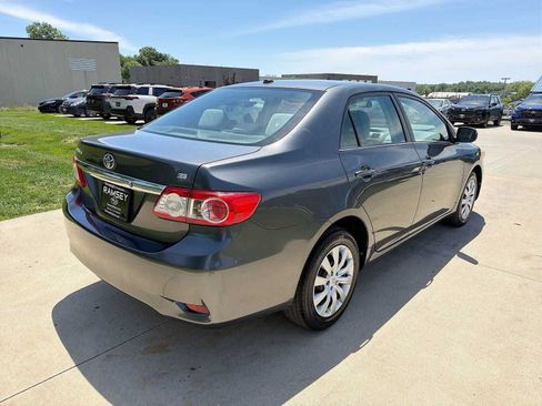 Used 2013 Toyota Corolla LE FWD image 6