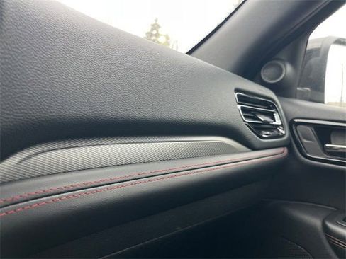 Used 2023 Dodge Durango GT image 17