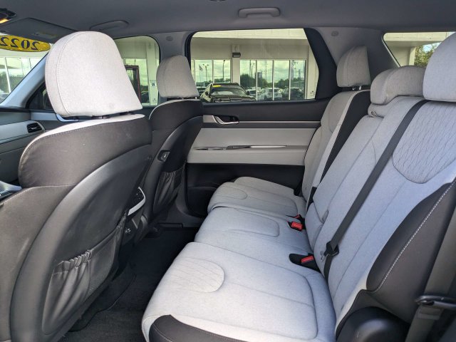 Used 2022 Hyundai Palisade SE FWD image 14
