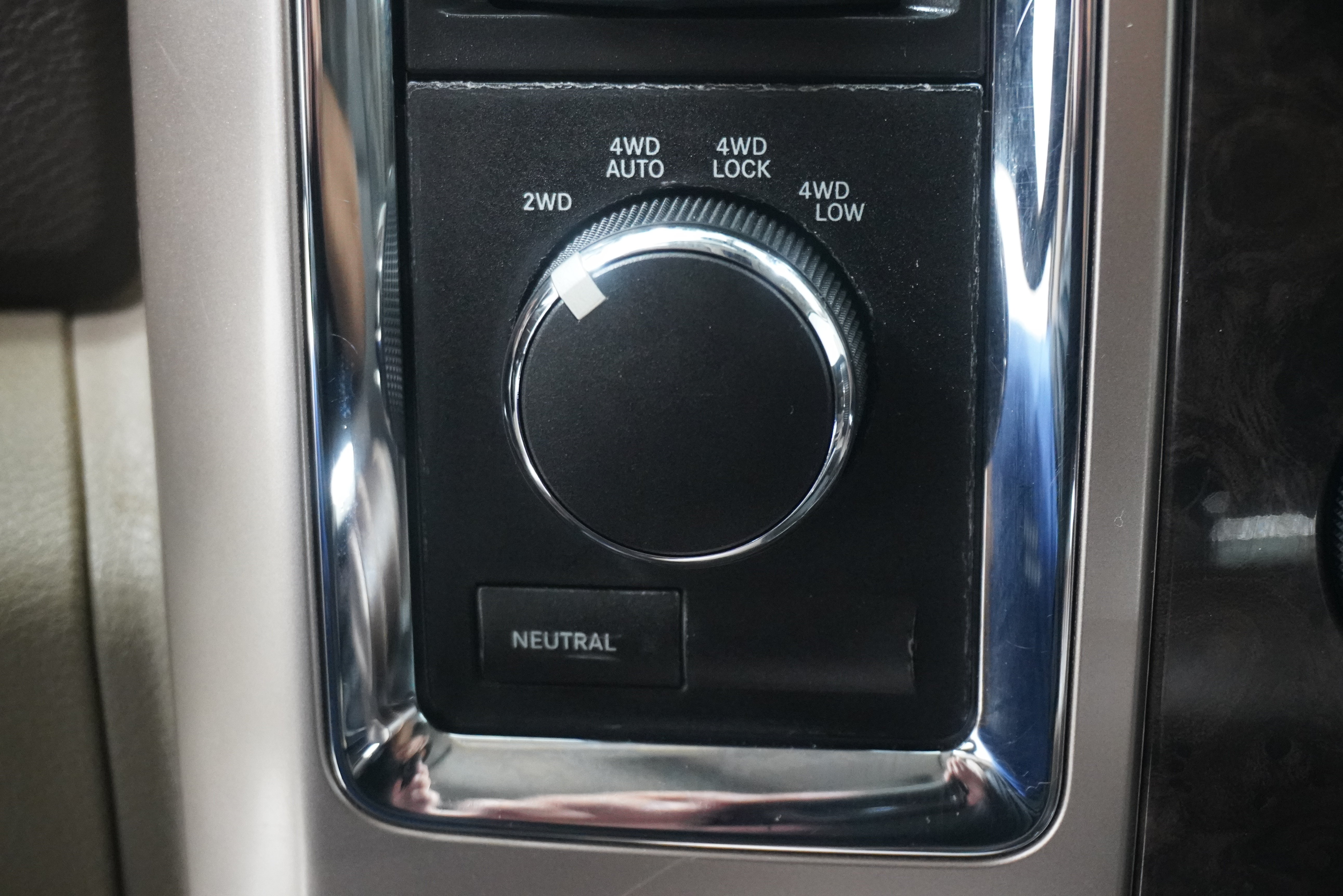 Used 2012 RAM 1500 Laramie Longhorn AWD/4WD image 23