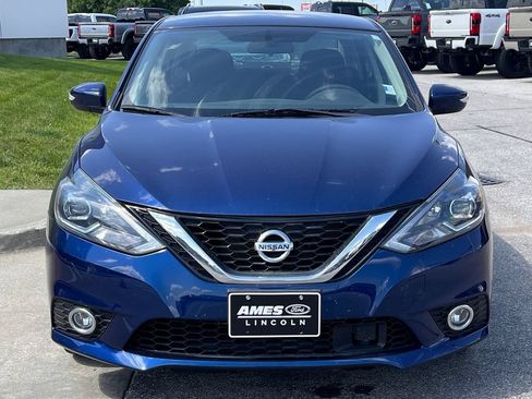 Used 2019 Nissan Sentra SR FWD image 8