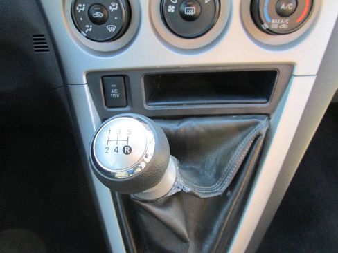 Used 2009 Pontiac Vibe image 57