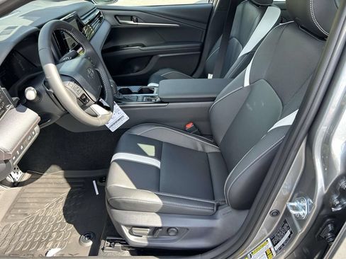 New 2026 Toyota Camry SE FWD image 14