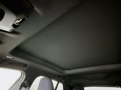 Used 2025 BMW X2 M35i w/ Premium Package image 23