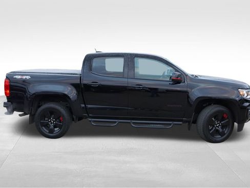 Certified 2022 Chevrolet Colorado LT w/ Redline Special Edition image 2