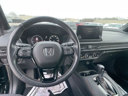 Used 2023 Honda HR-V Sport image 14