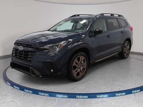 Used 2025 Subaru Ascent Bronze Edition AWD/4WD image 1