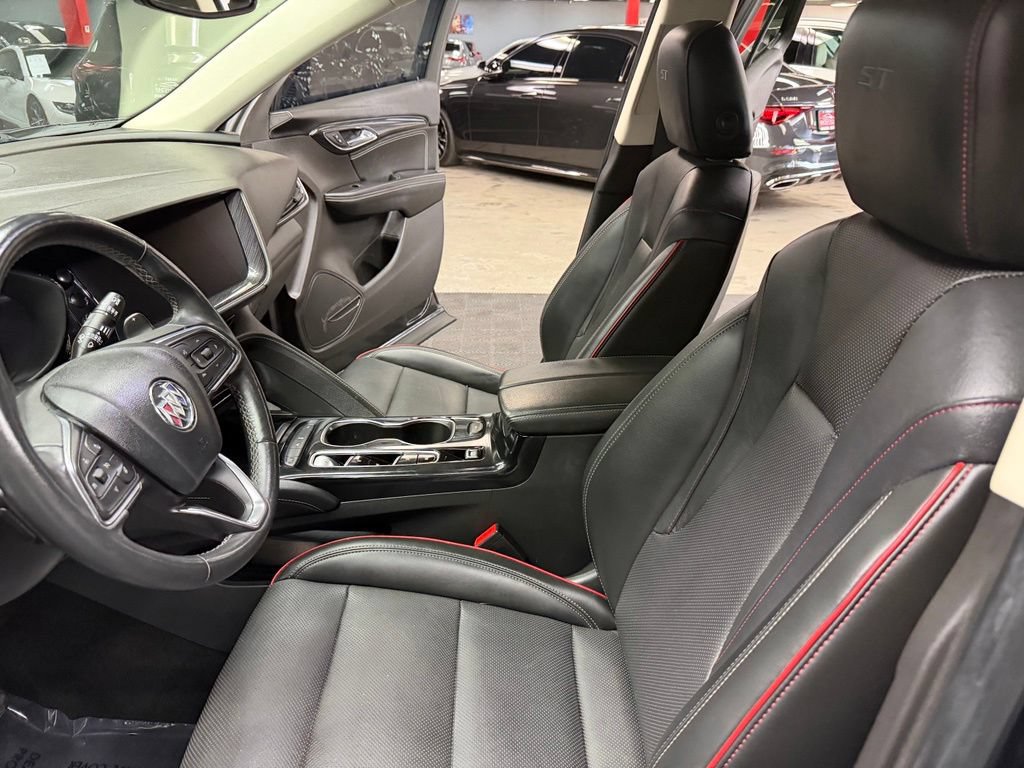 Used 2023 Buick Envision Essence w/ Sport Touring Package FWD image 32